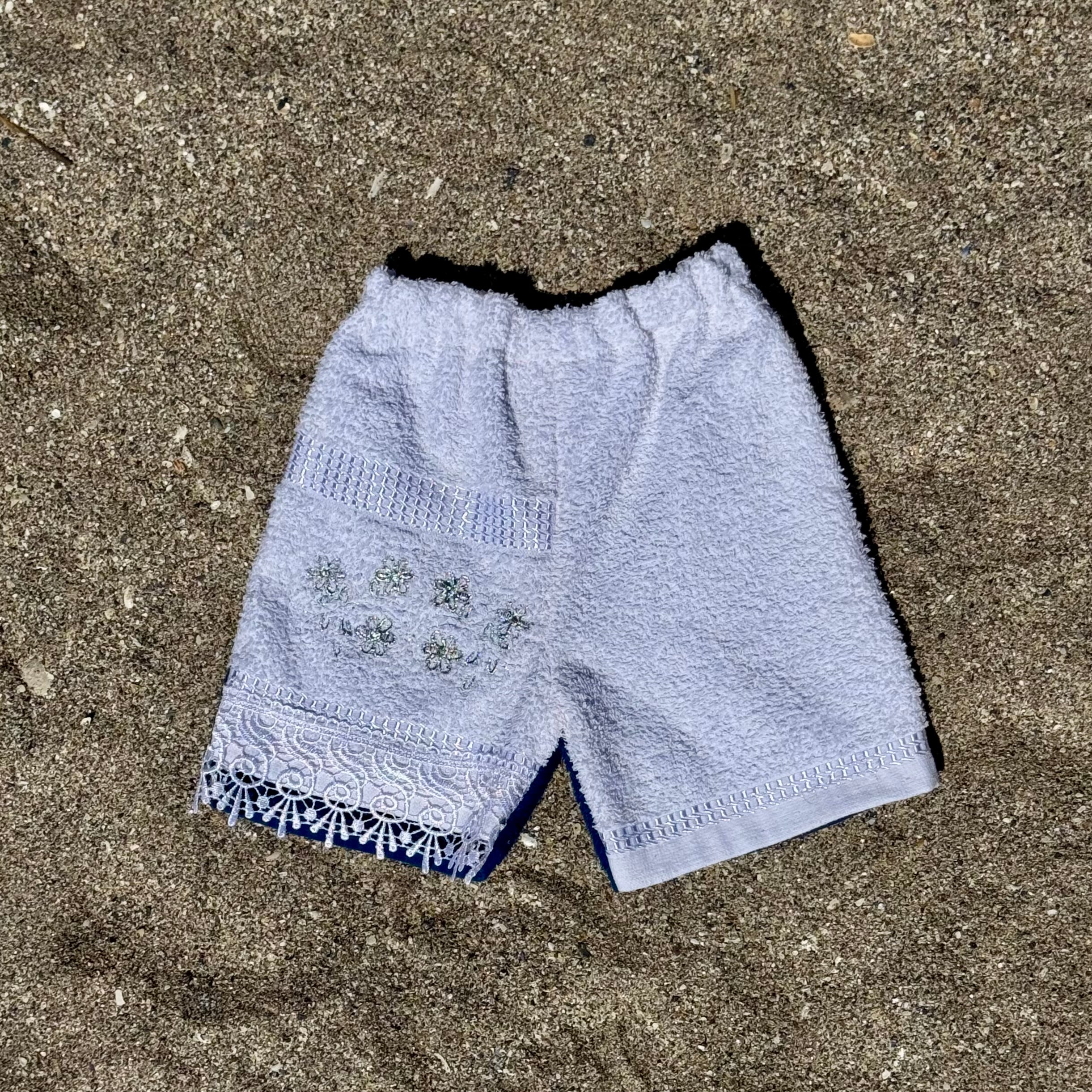 Terrycloth #7 White lace detail